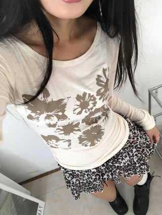 Loose Flower Round Neck Long Sleeve T-shirt
