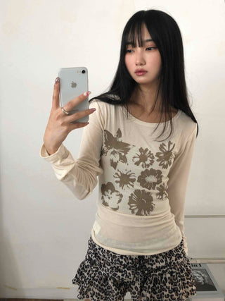 Loose Flower Round Neck Long Sleeve T-shirt