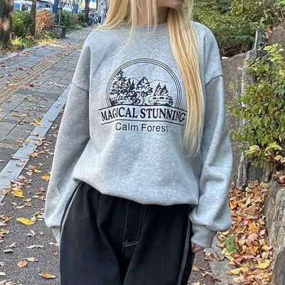 Harper Forest Sweatshirt Fleece-lined cropped sweatshirt, a daily essential