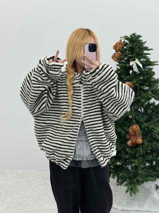 Zebra Stripe Oversized Boa Fleece Zip-up