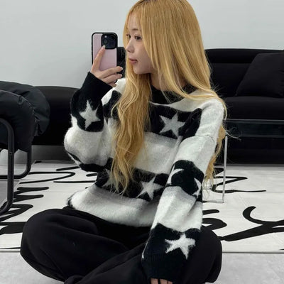 Star Pattern Color Block Loose Fit Round Angora Knit