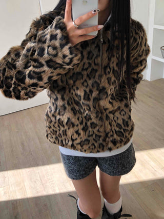 Leopard pattern oversized fur zip-up jumper