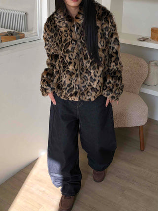 Leopard pattern oversized fur zip-up jumper