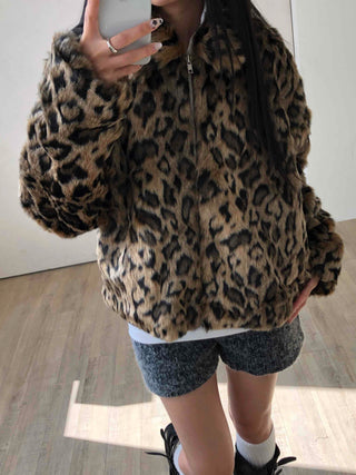 Leopard pattern oversized fur zip-up jumper