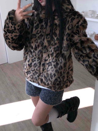 Leopard pattern oversized fur zip-up jumper
