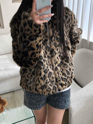 Leopard pattern oversized fur zip-up jumper
