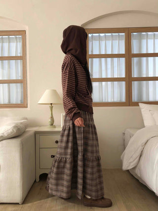 Vintage Campus Check Tiered Elastic Maxi Skirt