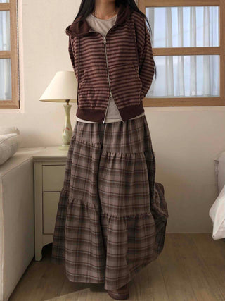 Vintage Campus Check Tiered Elastic Maxi Skirt