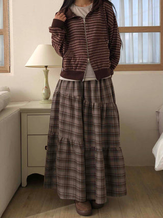 Vintage Campus Check Tiered Elastic Maxi Skirt