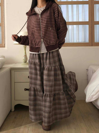 Vintage Campus Check Tiered Elastic Maxi Skirt