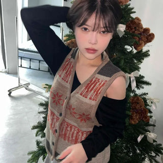 Vintage Nordic pattern knit cropped vest