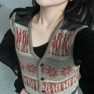Vintage Nordic pattern knit cropped vest