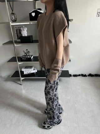 Rose Pattern Semi-Wide Elastic Waist Straight Pants