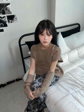 Rose Pattern Semi-Wide Elastic Waist Straight Pants