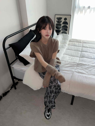 Rose Pattern Semi-Wide Elastic Waist Straight Pants