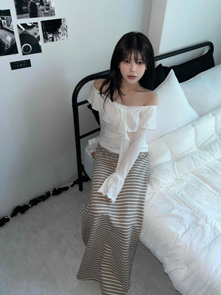Off-shoulder Ruffle Frill Chiffon Wave Slim Fit Blouse