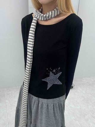 Wide-neck Long-sleeve T-shirt with Star Embroidery Point