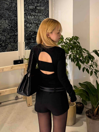 Back Open Cutout Slim Round Neck Long Sleeve T-shirt