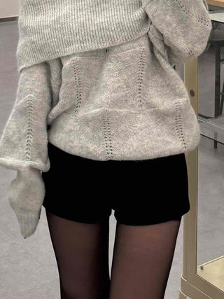 Simple Winter Minimal Shorts