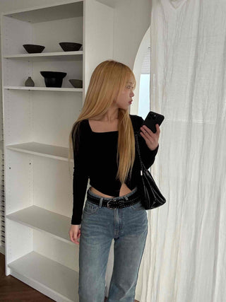 Asymmetrical Diagonal Button Slim Fit Cropped Long Sleeve Tee