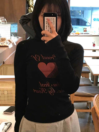 Heart Print Slim Fit Round Long Sleeve T-shirt