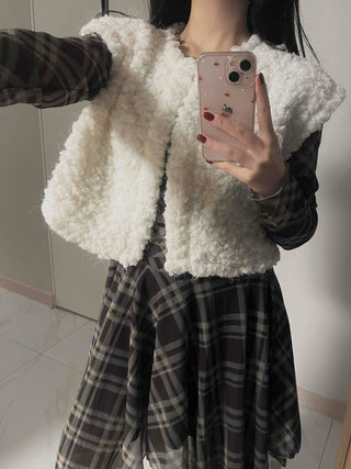 Soft Fleece V-Neck Slim Fit Knit Vest
