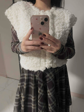 Soft Fleece V-Neck Slim Fit Knit Vest