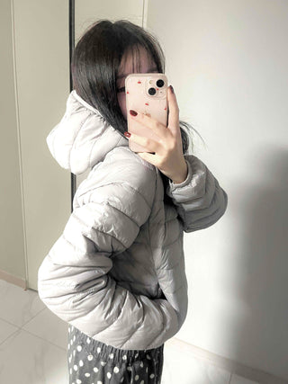 Minimal Slim Body Fit Zip-Up Short Lightweight Padded Jacket