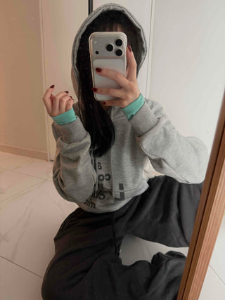 Vintage Lettering Print Loose Fit Crop Hoodie
