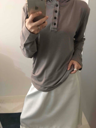 Loose-fit Silky Midi Skirt with Lace Hem Trimming