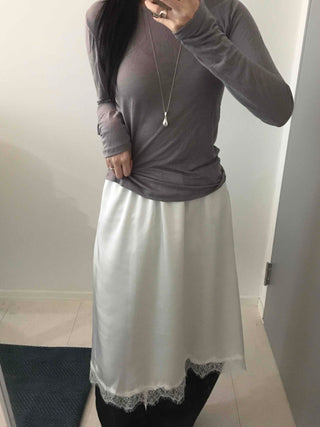 Loose-fit Silky Midi Skirt with Lace Hem Trimming