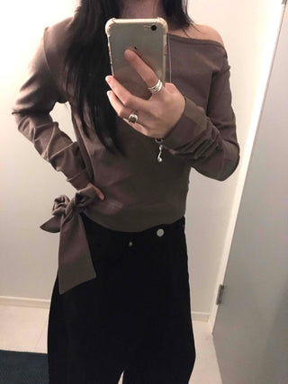 Soft Side Strap Off-Shoulder Long Sleeve Tee
