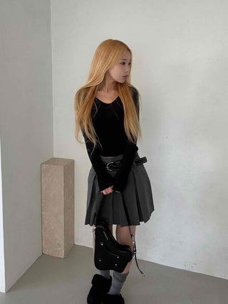 Shining Gold Color Block Deep V Rib Knit Long Sleeve Tee
