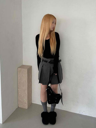 Shining Gold Color Block Deep V Rib Knit Long Sleeve Tee
