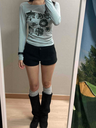 Margaret Flower Shirred Round Slim Long Sleeve Tee