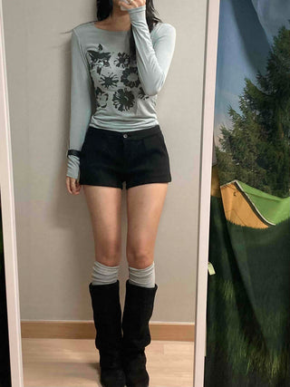 Margaret Flower Shirred Round Slim Long Sleeve Tee