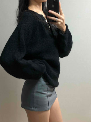 Belt-Detailed Low-Rise Pintuck Mini Skirt