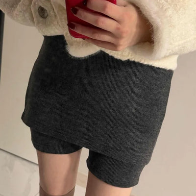 Side Slit Eyelet Slim Fit Knit Shorts