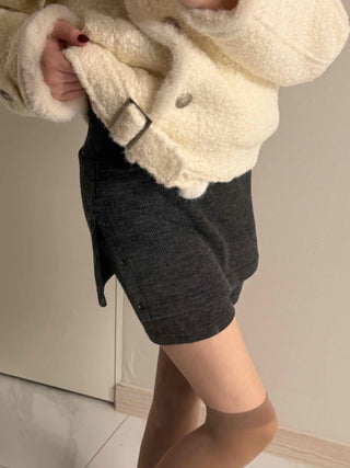 Side Slit Eyelet Slim Fit Knit Shorts