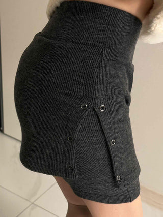 Side Slit Eyelet Slim Fit Knit Shorts