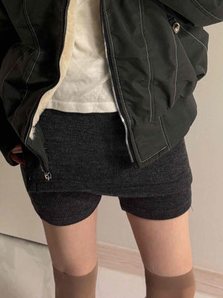 Side Slit Eyelet Slim Fit Knit Shorts