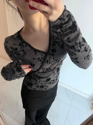 Flower Pattern Slim V-Neck Long Sleeve T-Shirt
