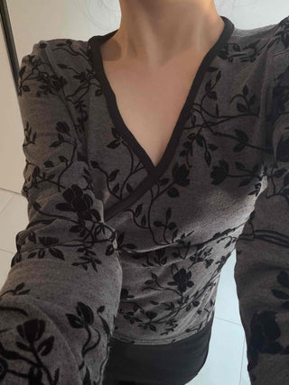 Flower Pattern Slim V-Neck Long Sleeve T-Shirt