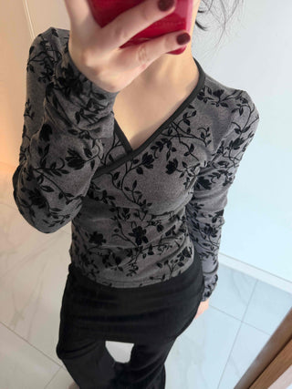 Flower Pattern Slim V-Neck Long Sleeve T-Shirt