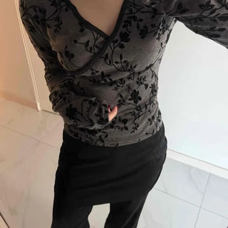 Flower Pattern Slim V-Neck Long Sleeve T-Shirt