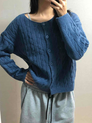 Shoulder Slit Cable Knit Crop Cardigan