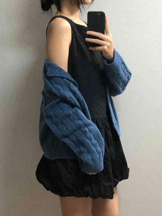 Shoulder Slit Cable Knit Crop Cardigan