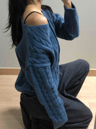 Shoulder Slit Cable Knit Crop Cardigan