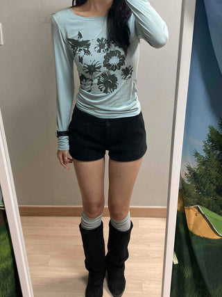 Minimal Low-Rise Slim Mini Shorts