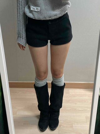 Minimal Low-Rise Slim Mini Shorts